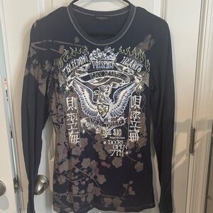 Women Long-Sleeve Graphic Shirt in Navy